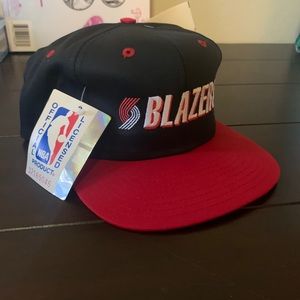 Vintage Portland Trail Blazers SnapBack. NWT